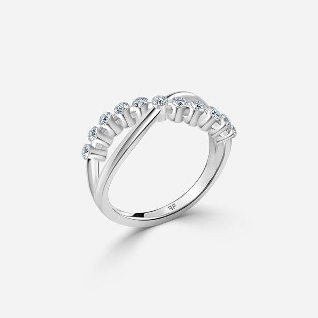 Crossover Shared Prong Platinum Wedding Ring
