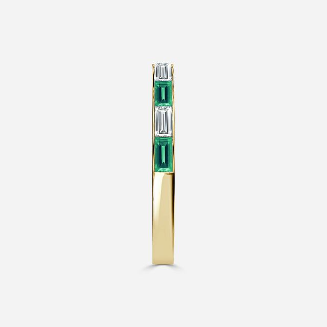 Green Emerald And Baguette Diamond Yellow Gold Wedding Ring