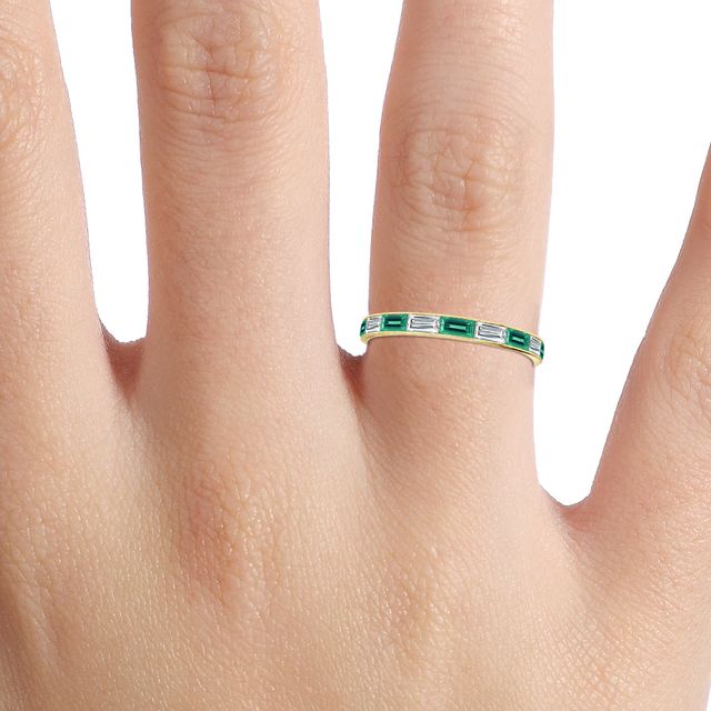 Green Emerald And Baguette Diamond Yellow Gold Wedding Ring