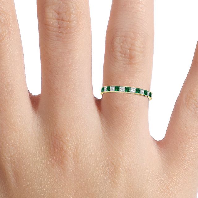Princess Cut Emerald And Diamond Yellow Gold Wedding Ring