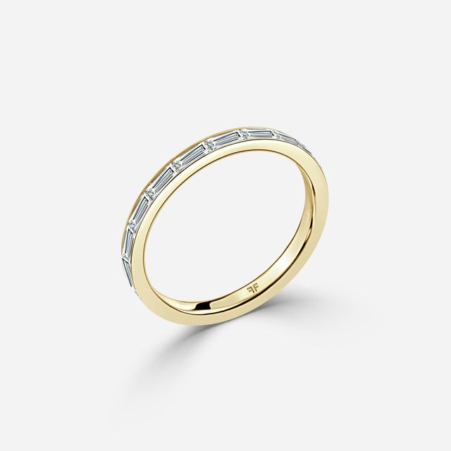 Baguette Cut Diamond Wedding Ring In Yellow Gold