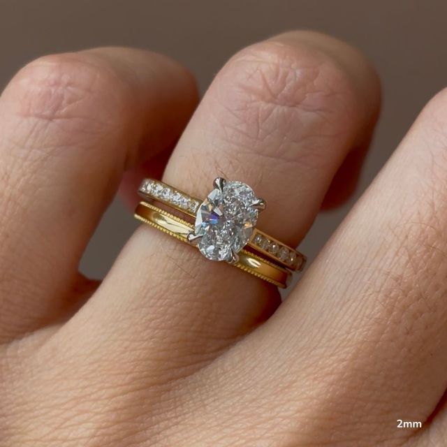 Plain Wedding Ring In Yellow Gold