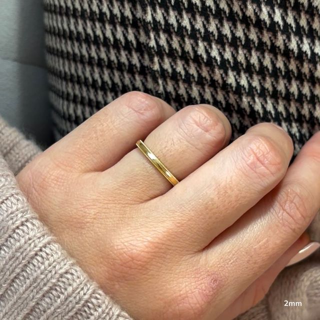 Plain Wedding Ring In Yellow Gold