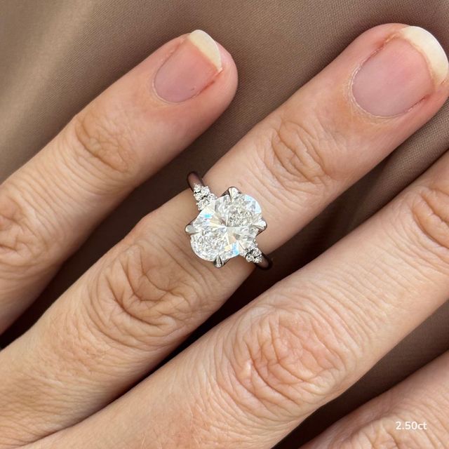 Everest White Gold Flower Engagement Ring