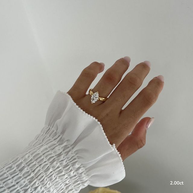 Vri Yellow Gold Flower Engagement Ring