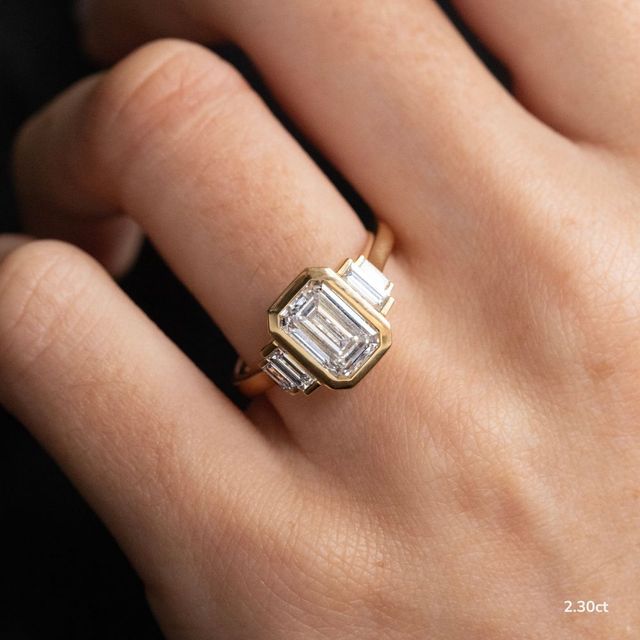 Lapilli Five Stone Bezel Set Engagement Ring in Yellow Gold