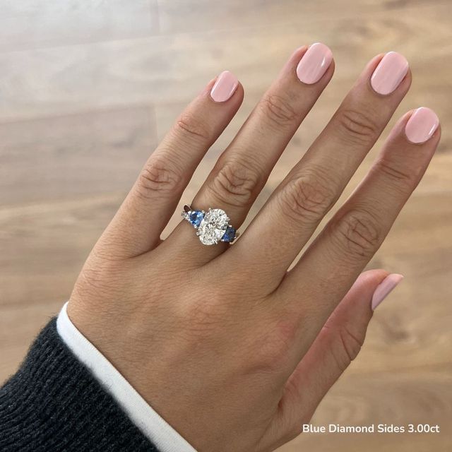 Manilla Platinum Trilogy Engagement Ring
