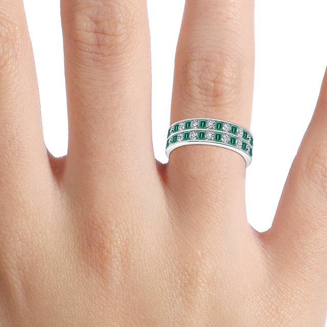 Bradley White Gold Round And Green Emerald Diamond Wedding Ring