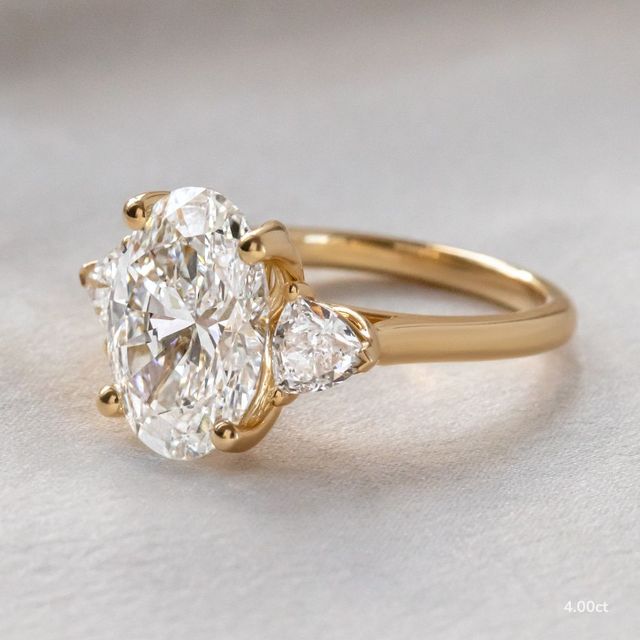 Yellow Gold Trillion Cut Diamond Flower Ring