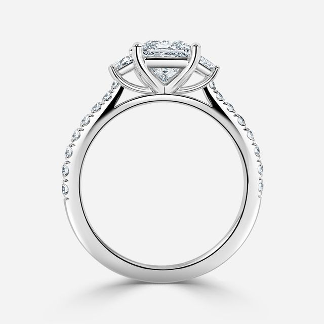 Vedette White Gold Trilogy Diamond Ring With Pavé Band
