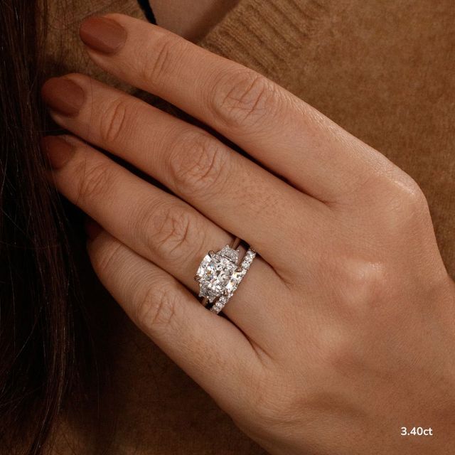 Vedette White Gold Trilogy Trapezoid Engagement Ring