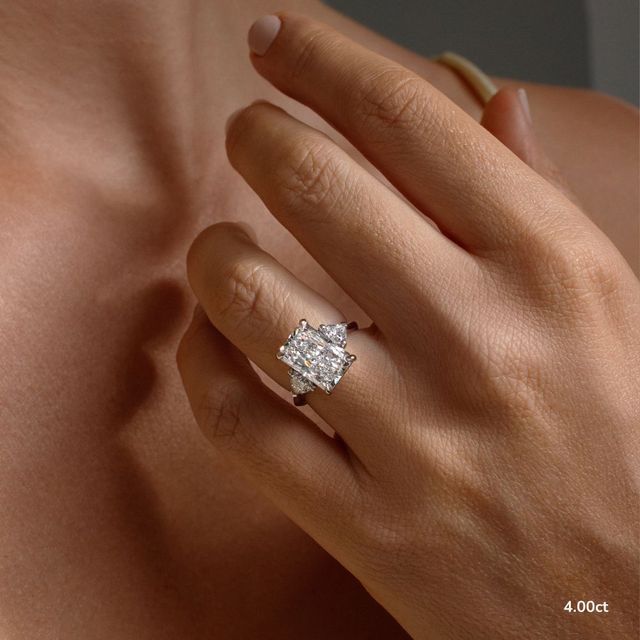 Manilla Platinum Trilogy Engagement Ring