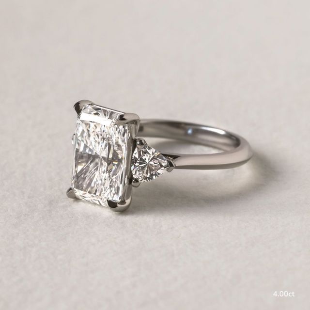 Manilla Platinum Trilogy Engagement Ring