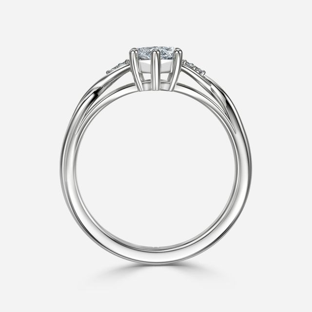 Fëa Platinum Vintage Engagement Ring