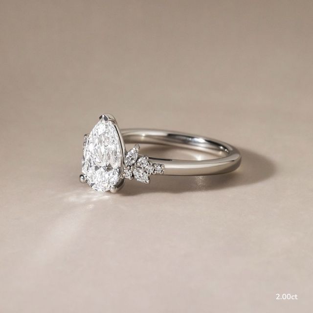 Sphinx White Gold Flower Engagement Ring