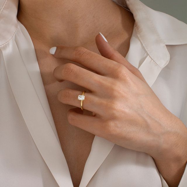 0.90ct Yellow Gold Una Solitaire Engagement Ring