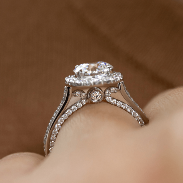 1.40ct Augusta Platinum Round Lab Diamond Engagement Ring