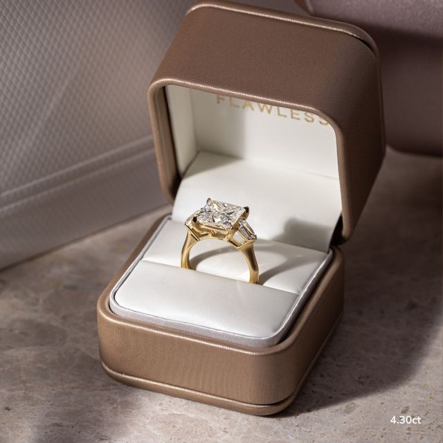 Winston Wed Fit Yellow Gold Trilogy Engagement Ring