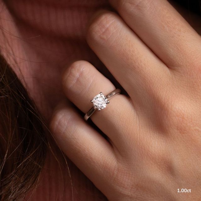 Ibib Platinum Tapered Solitaire Engagement Ring