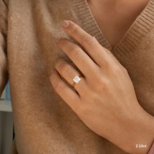Jessie Tulip Yellow Gold Solitaire Engagement Ring