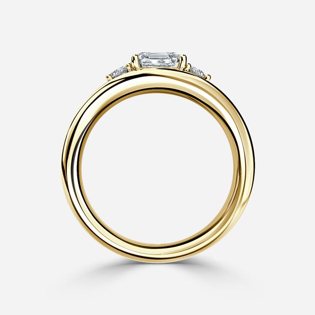 Serra Yellow Gold Semi Bezel Trilogy Engagement Ring