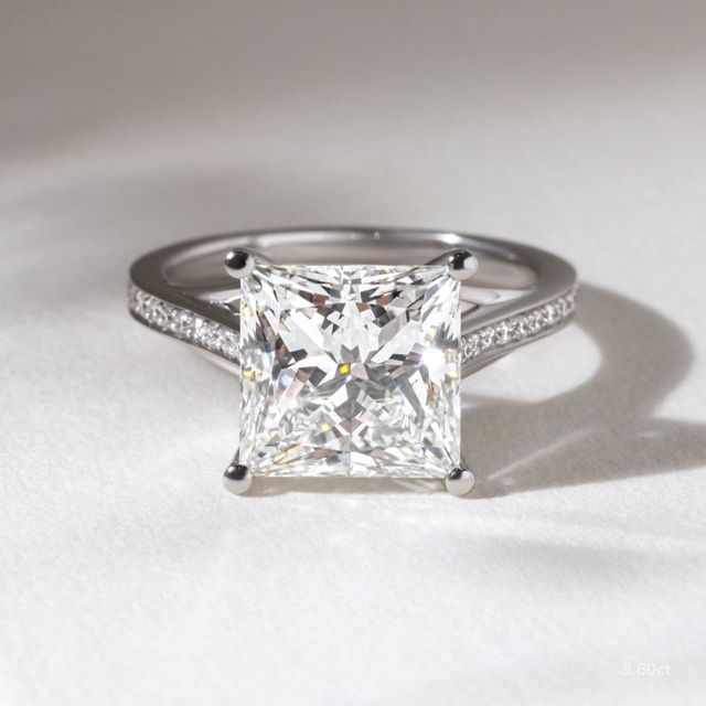 Olina Pavé White Gold Engagement Ring