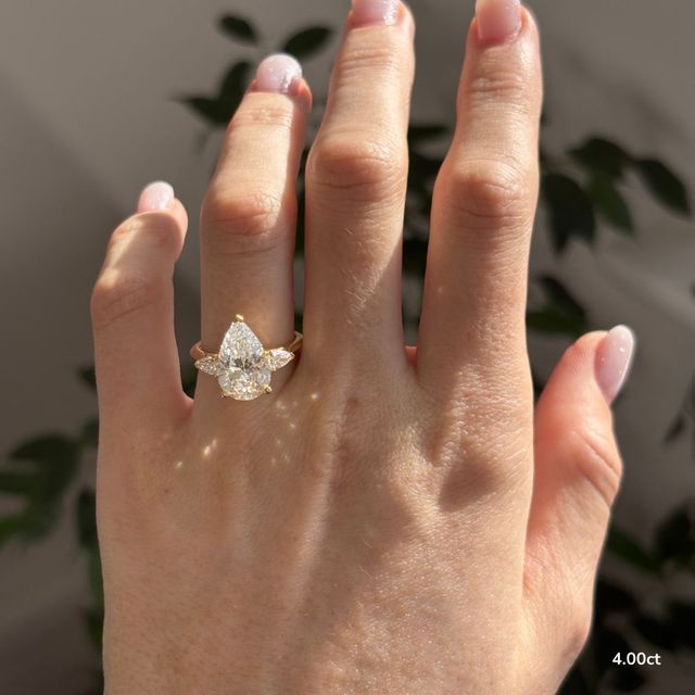 Amaya Yellow Gold Pear Shape Wedfit Trilogy Engagement Ring