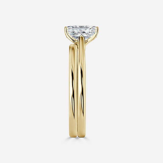 Jessie Solitaire Yellow Gold Plain Band Bridal Set Engagement Ring