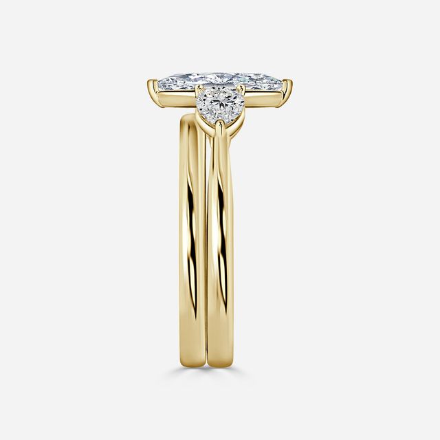 Vivian Solitaire Yellow Gold Plain Band Bridal Set Engagement Ring
