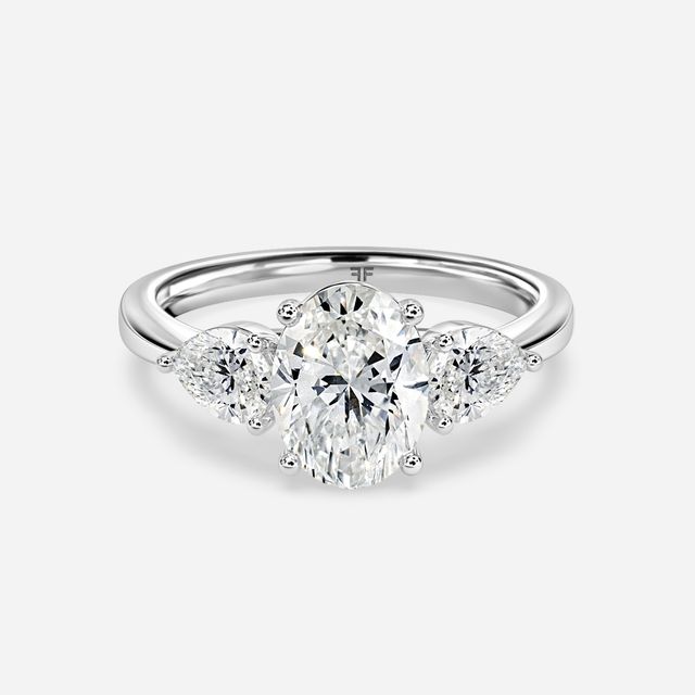 Vivian Solitaire Platinum Plain Band Bridal Set Engagement Ring