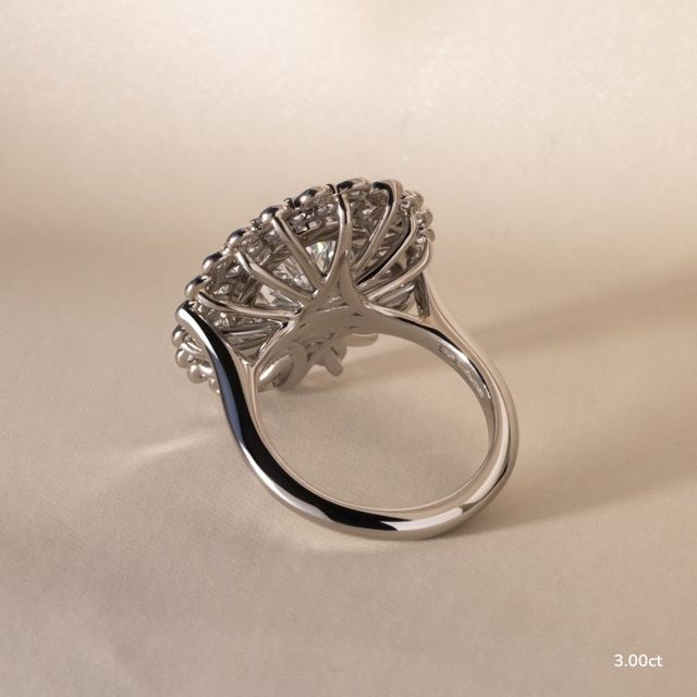 Aelios White Gold Floral Engagement Ring