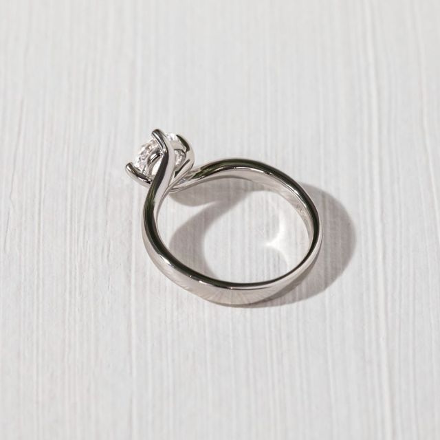 1 Carat Round Diamond Solitaire Engagement Ring - Jolene