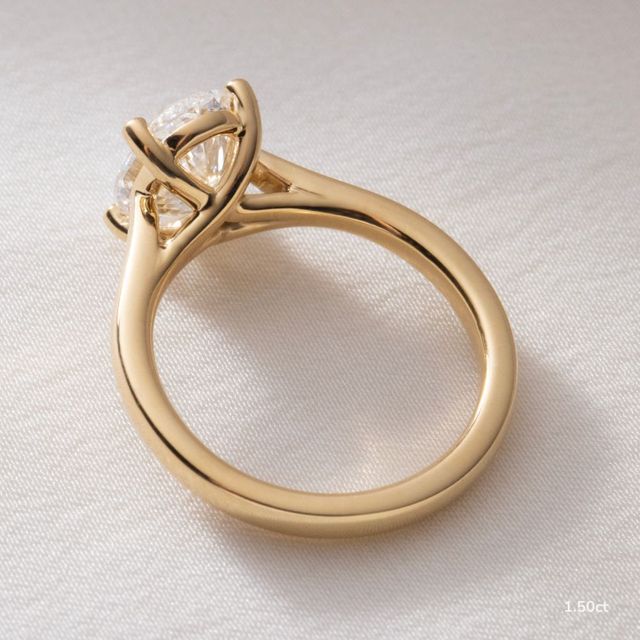 Sura Yellow Gold Twisted Solitaire Engagement Ring