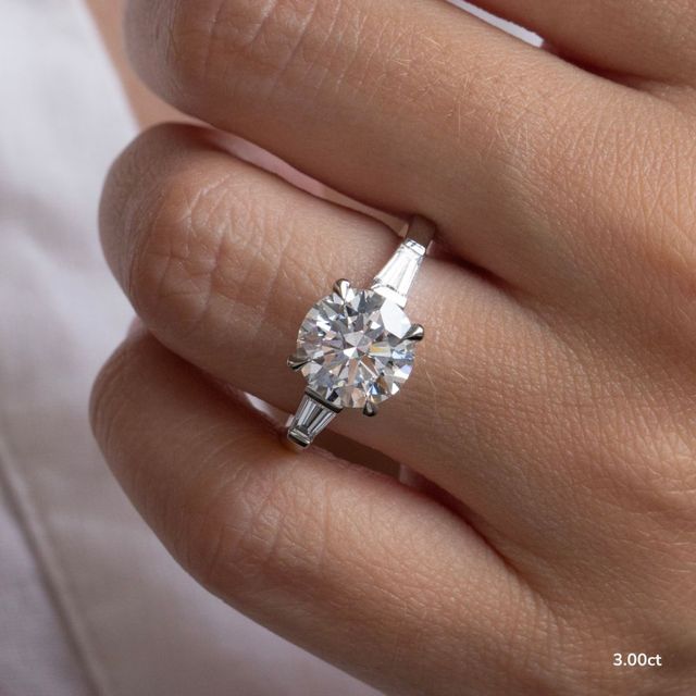 Leela White Gold Trilogy Engagement Ring