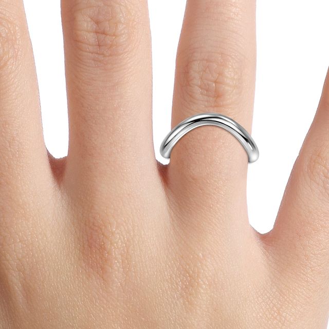 Flow V2 Platinum Curved Wedding Ring