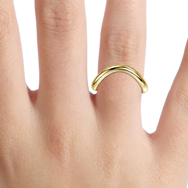 Flow V2 Yellow Gold Curved Wedding Ring