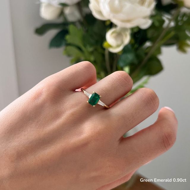 Leela Yellow Gold Trilogy Engagement Ring