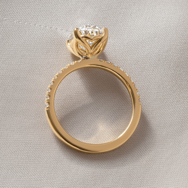 3 Carat Oval Diamond Pavé Band Engagement Ring In 18K Yellow Gold - Jenner