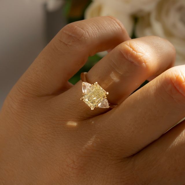 2 Carat Radiant Yellow Diamond Trilogy Engagement Ring In Yellow Gold - Manilla