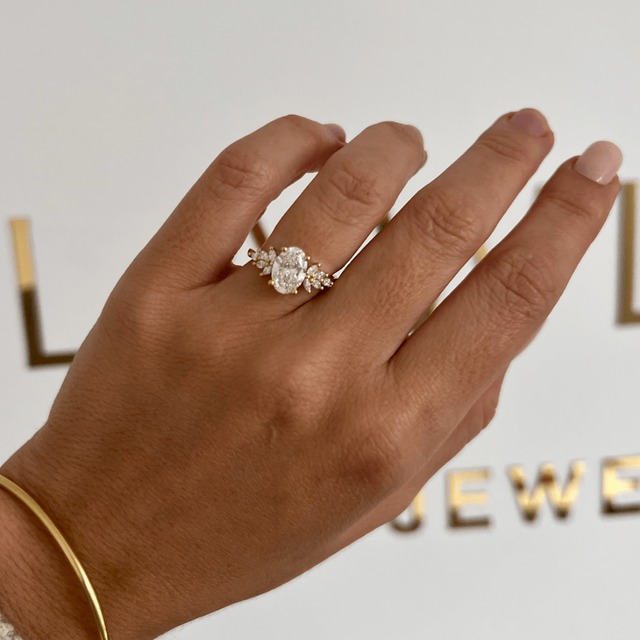 1.70 Carat Oval Cluster Ring In 18K Yellow Gold - Anastasia