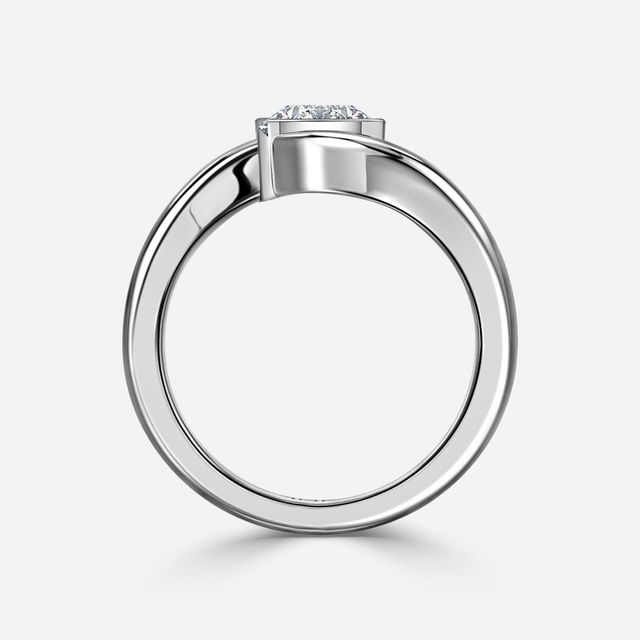 Naia White Gold Solitaire Engagement Ring