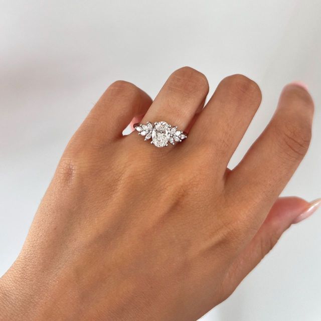 1.20 Carat Oval Cluster Ring In Platinum - Anastasia