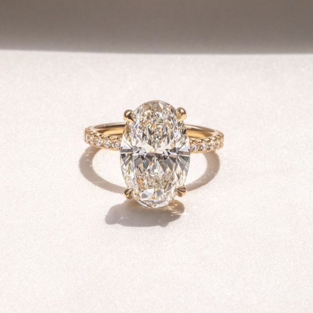 Oval Diamond Ring