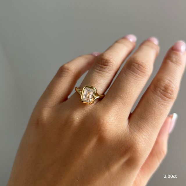 London Yellow Gold Solitaire Engagement Ring