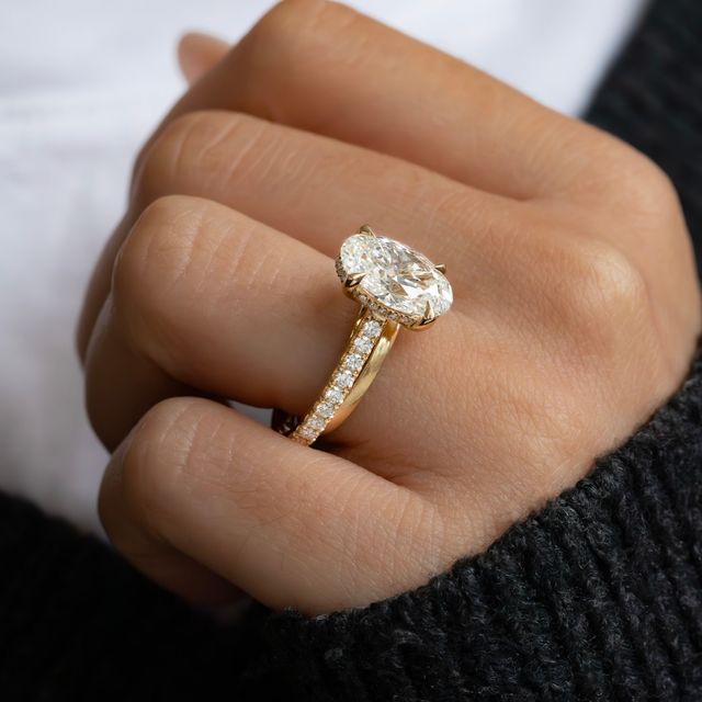3.30 Carat Oval Diamond Engagement Ring In Yellow Gold - Aisha