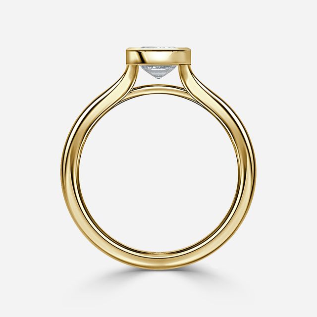 London Yellow Gold Solitaire Engagement Ring