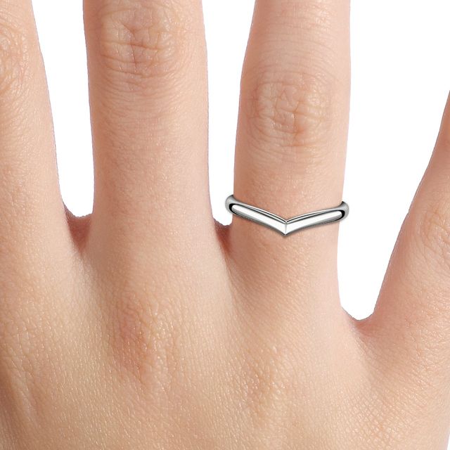 Wishbone Plain Wedding Ring in Platinum
