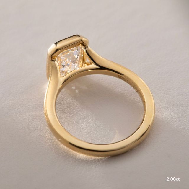 London Yellow Gold Solitaire Engagement Ring