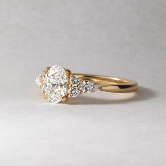 1.00 Carat Oval Trilogy Engagement Ring In Yellow Gold - Nanami