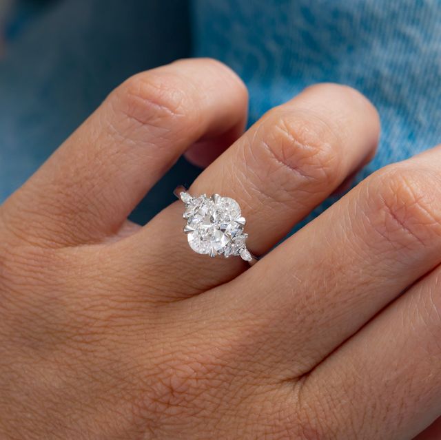 2 Carat Oval Trilogy Engagement Ring In Platinum - Lucia